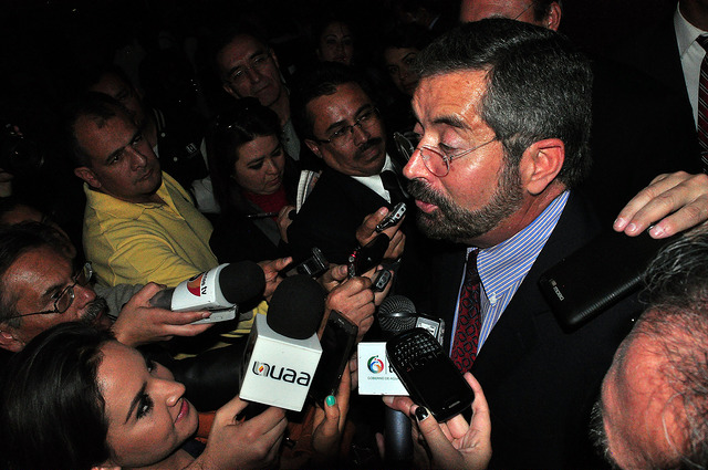 Siete pesos al salario mínimo es un despropósito: Juan Ramón de la Fuente