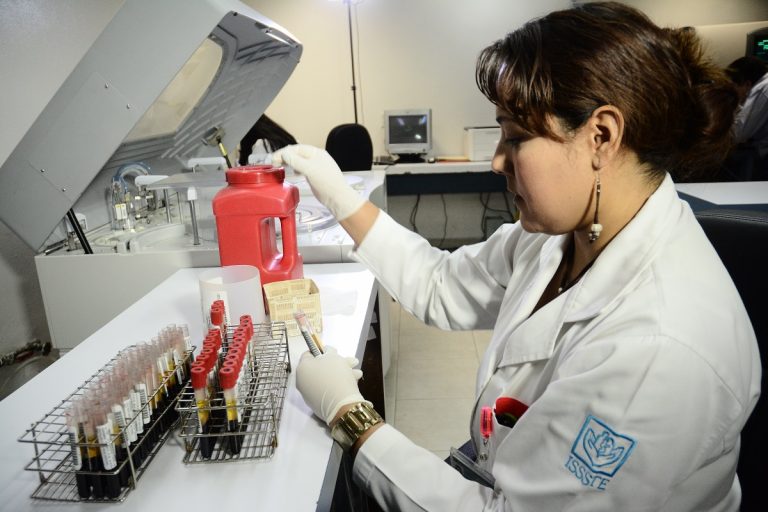 Encuentro de Investigación del Issste aporta al conocimiento científico en salud