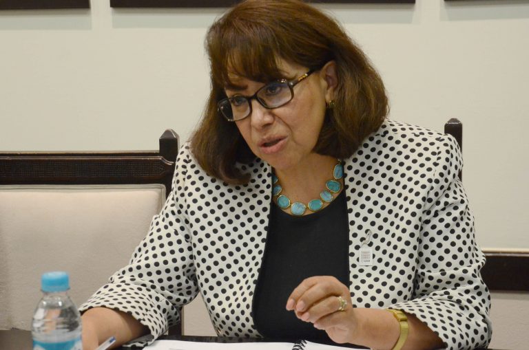 Se analizará la orientación del presupuesto asignado al campo