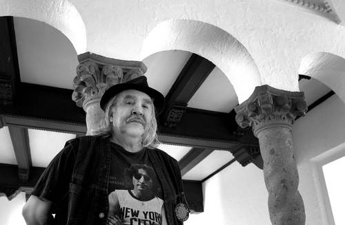 Dos cuentos de Guillermo Samperio (*)