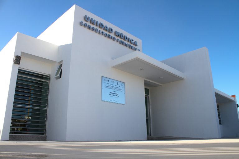 Entregan Unidad Médica en el oriente de la ciudad