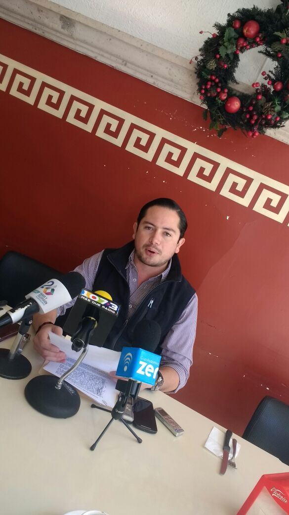 Critica CROM el elevado salario del presidente de la Comisión Nacional de los Salarios Mínimos