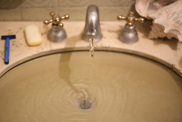 A través del Fondo de Apoyo Social, se ofrecen descuentos en el servicio del agua potable