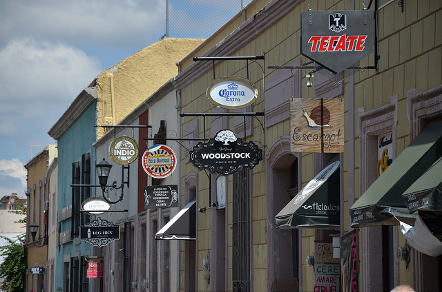 Al menos 20 centros nocturnos podrían perder su permiso definitivamente