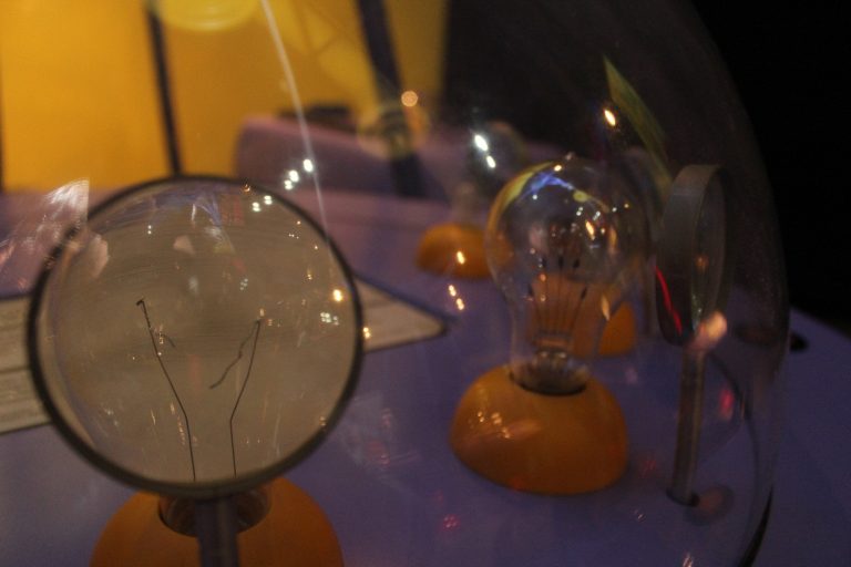 Reflexionan sobre el recorte al presupuesto para Ciencia, Tecnología e Innovación