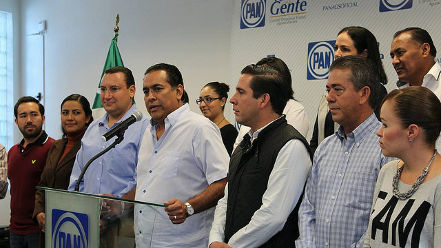 Exige grupo parlamentario PAN-PES reducción de carga fiscal a combustibles