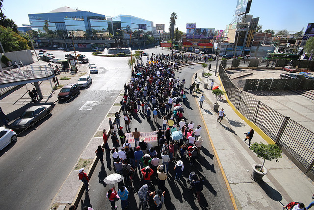 Marcharon cientos de ciudadanos contra el gasolinazo en Aguascalientes
