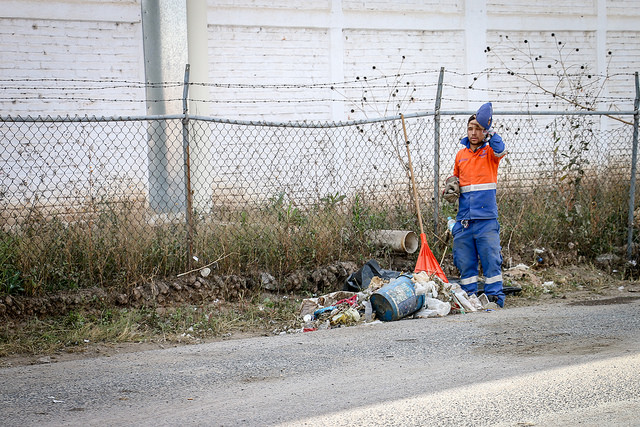 Preparan multas para empresas que no barran áreas aledañas a sus instalaciones