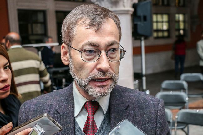 UAA entrega en donación 495 equipos de cómputo a estudiantes becados