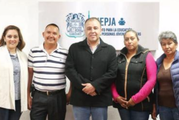 Unirán esfuerzos para revertir el rezago educativo