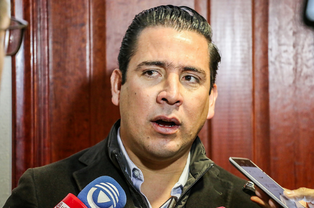 Proponen iniciativa de ley para apoyar a jóvenes emprendedores