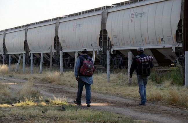 Descendió el número de migrantes