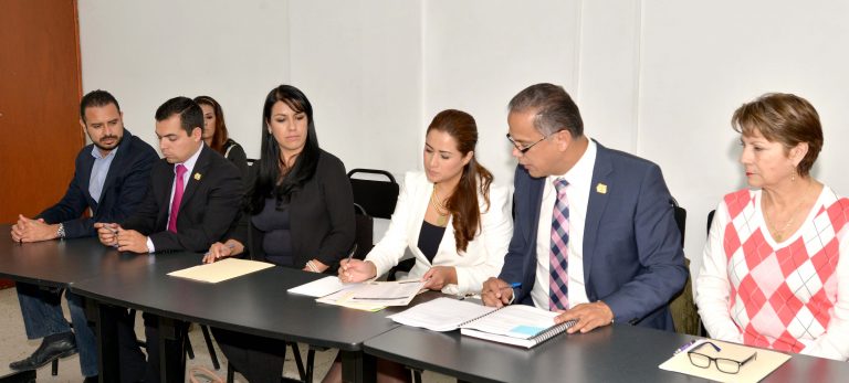 Integran el Comité de Adquisiciones en el municipio