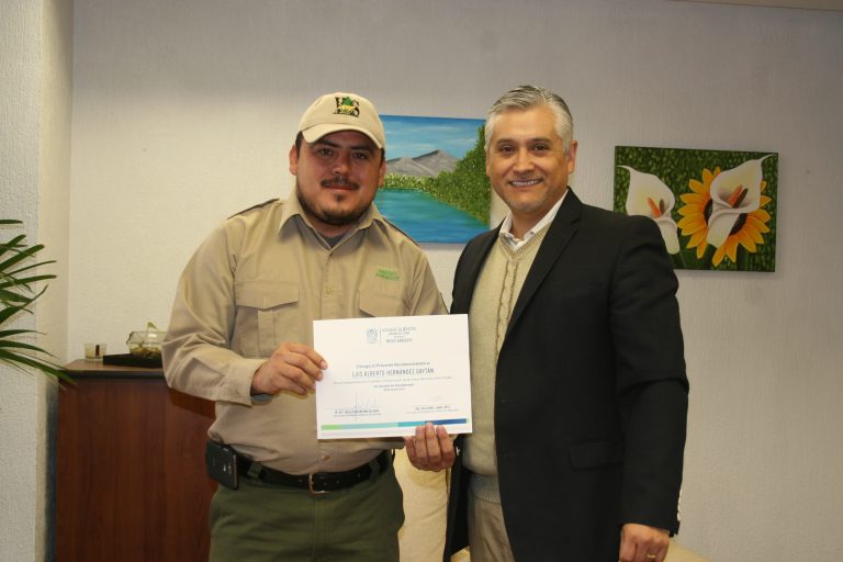 Reconocen a guardas forestales del estado