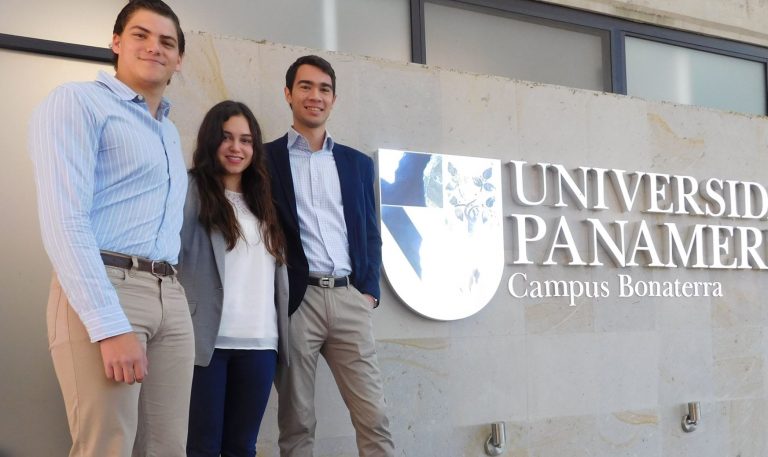 Alumnos de UP representan a México en competencia mundial en Estados Unidos