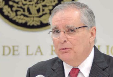 Medida responsable mantener el precio de la gasolina