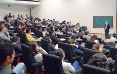 México crecerá más allá de la construcción de un muro