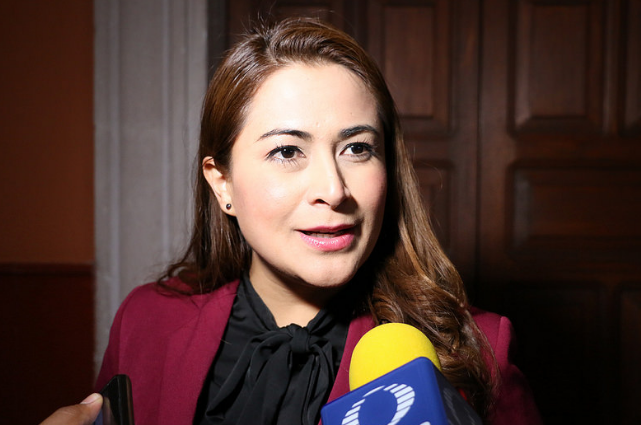 Honra alcaldesa de la capital memoria de constituyentes