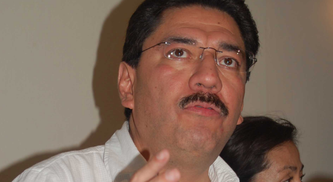 Proponen priistas cadena perpetua contra políticos corruptos