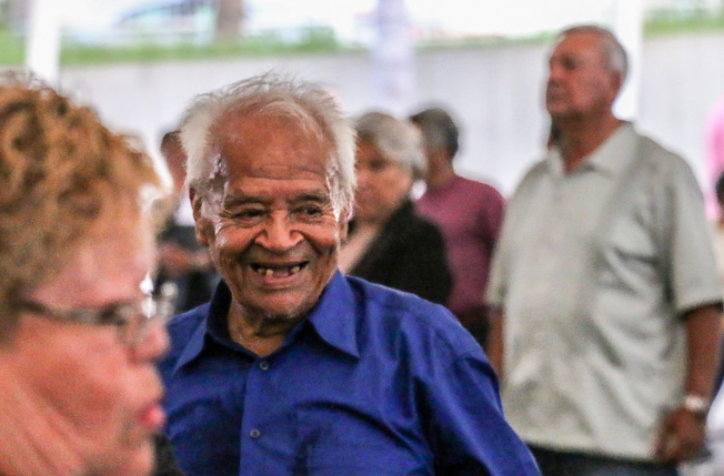 Es necesario ampliar los programas destinados a las personas de la tercera edad