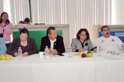 Sedrae se reúne con dirigentes de agrupaciones campesinas