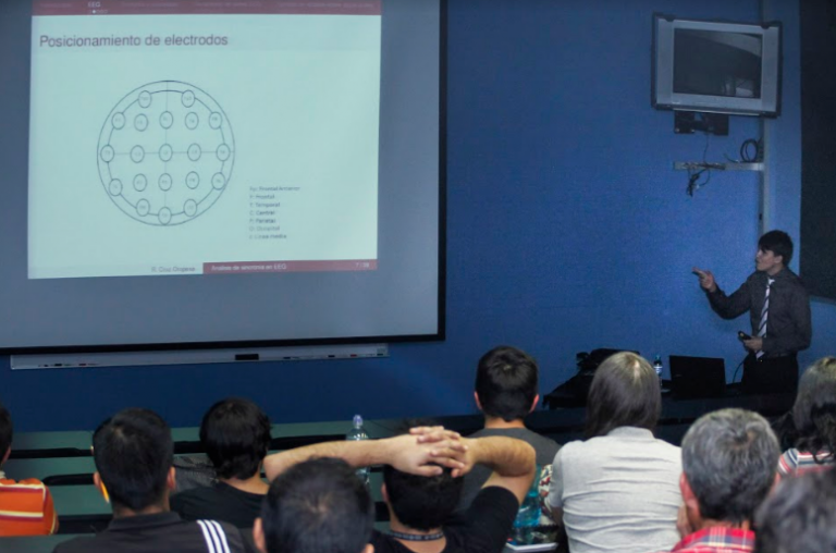 Matemáticos de la UAA conocen técnica para diagnosticar Alzheimer y esquizofrenia