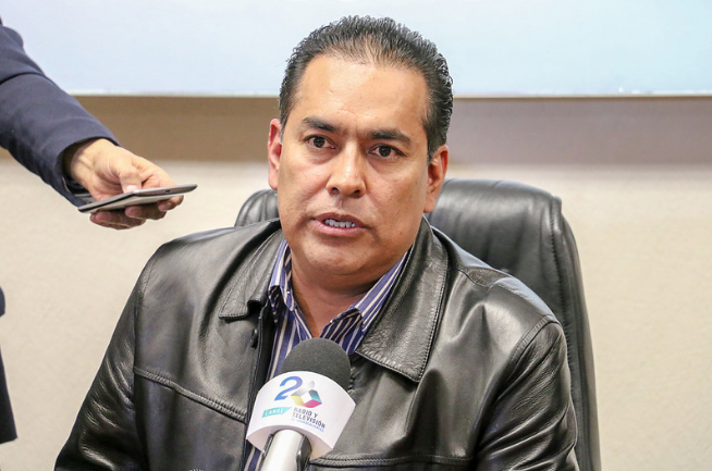 Reclama diputado falta de profesionalismo de Óscar González Mendívil