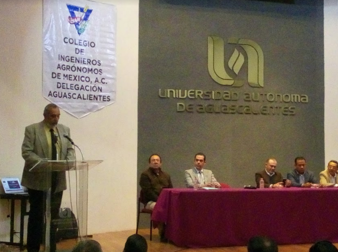 Colegio de Agrónomos de México festeja su día con conferencia