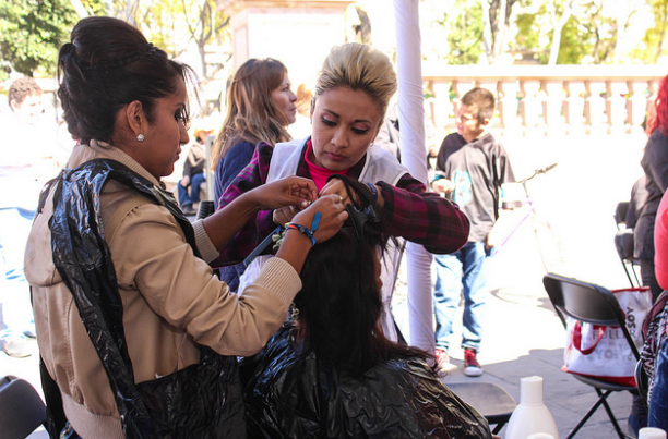 DIF estatal lleva capacitaciones a comunidades