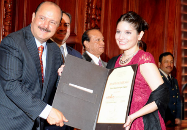 Escribir es un acto público, no se escribe porque se quiera dejar un testimonio