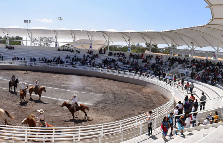 Inauguran el Lienzo Charro de la Isla San Marcos