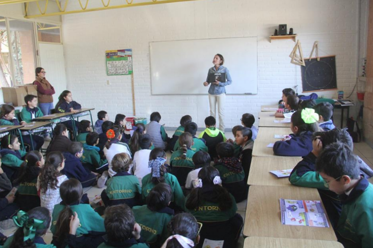 Es necesario concientizar sobre las obligaciones que se adquieren al adoptar una mascota