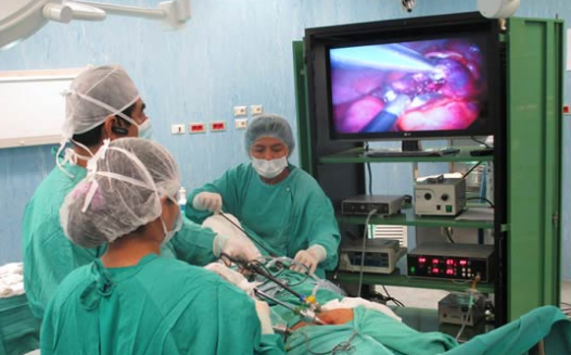 Ofrece IMSS cirugía laparoscópica a pacientes con cáncer cérvico-uterino y de endometrio