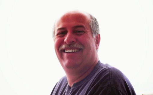 Salvador Pliego ofrecerá recital de poemas en la UAA