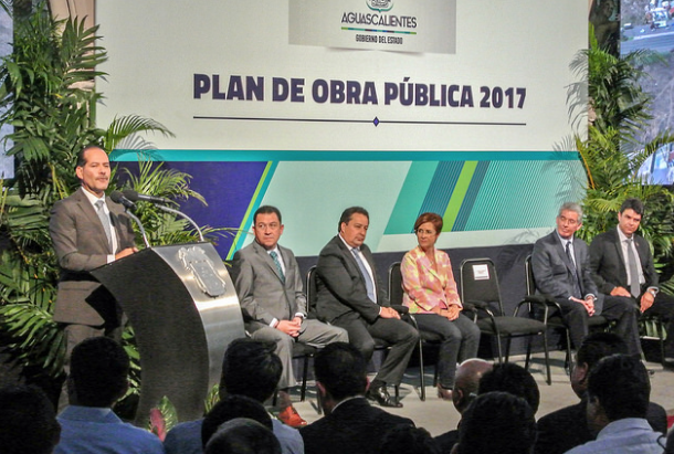 Dos mil 400 millones de pesos para obra pública en 2017