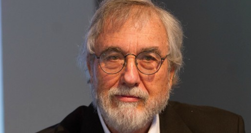 Reconocen al poeta Antonio Deltoro como protagonista de la literatura mexicana