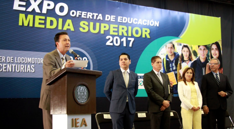 Hay un superávit de mil 600 lugares en las preparatorias del estado