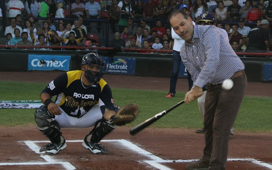 Realizan Rieleros de Aguascalientes y Bravos de León juego de beneficencia
