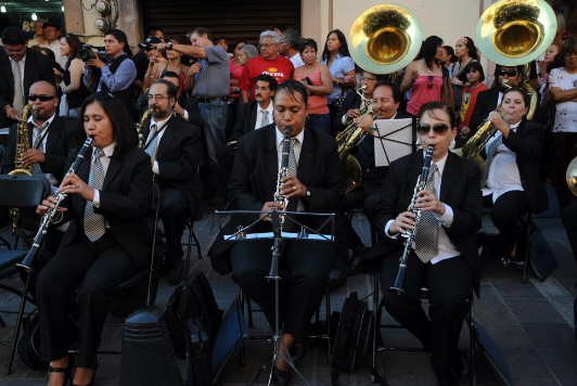 Ofrece Banda Sinfónica Municipal conciertos didácticos en instituciones educativas