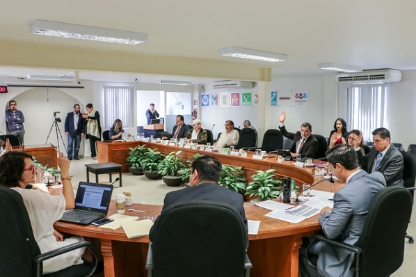 Sesiona el Consejo General del IEE