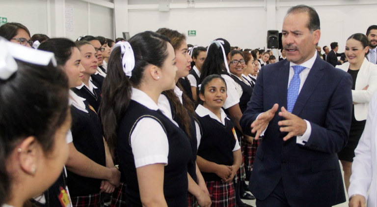 Entregan infraestructura educativa a la Normal de Aguascalientes