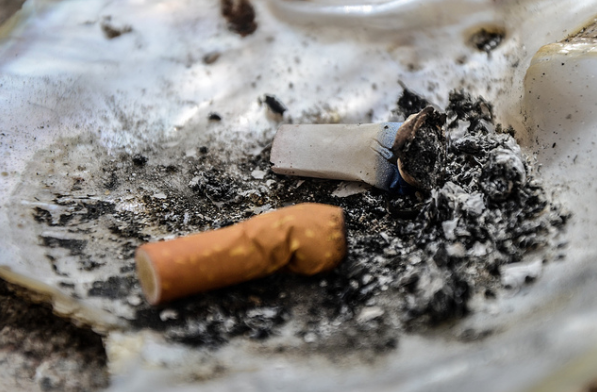 Supervisan bares y restaurantes contra el humo de tabaco