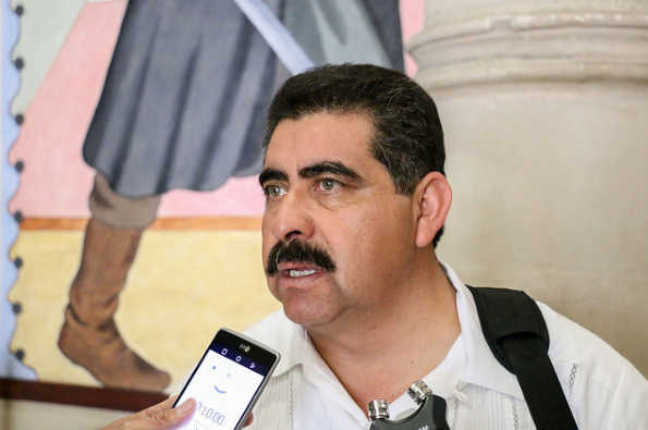 Diputado priista se defiende de acusaciones de fraude