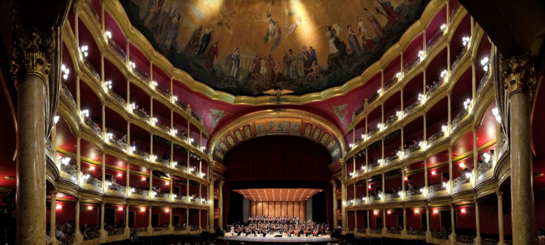 Ofuaa y Osijug presentaron Carmina Burana en el Teatro Degollado de Guadalajara