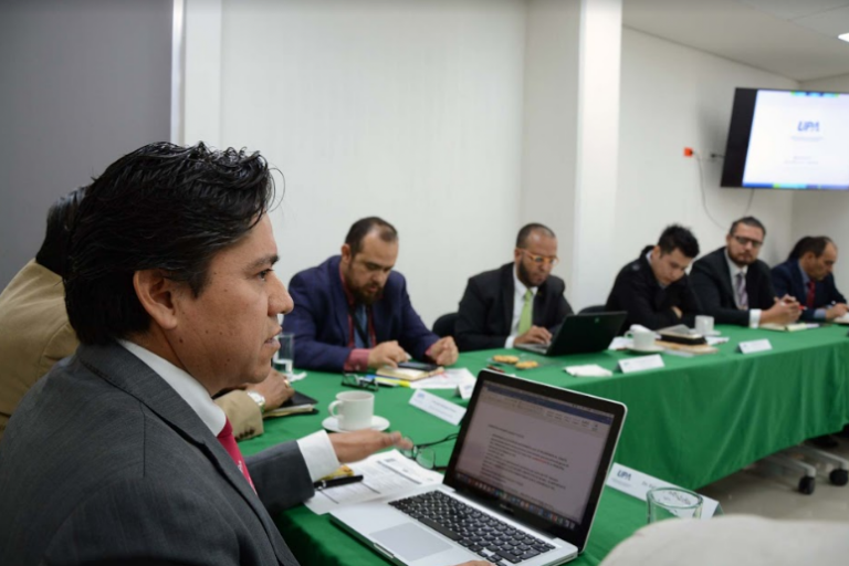 Fomento de valores cívicos y éticos a estudiantes de la UPA