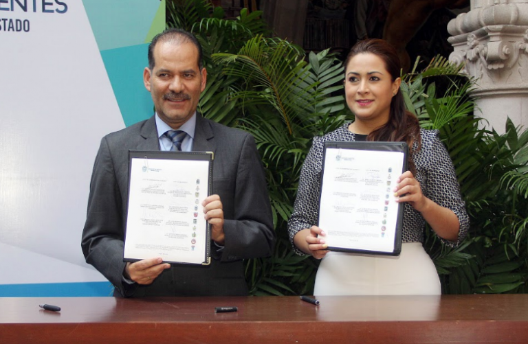 Participa municipio capital en la firma del acuerdo de transparencia y combate a la corrupción