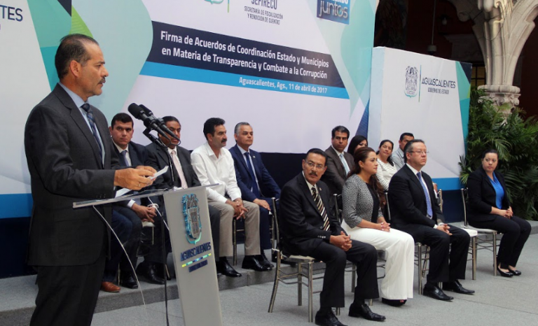 Firman Gobierno del Estado y municipios acuerdo contra la corrupción