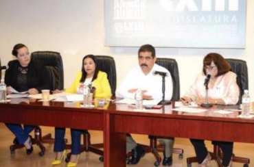 13 mil jubilados del Issste buscan acceder al bono de despensa