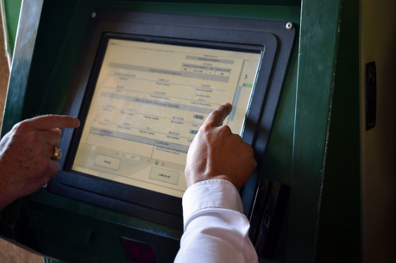 Impulsan el uso de firma electrónica en documentos que expide el Registro Civil