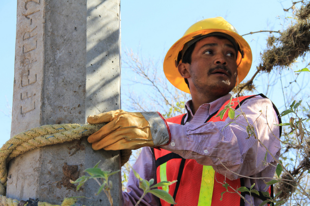 Inician obras de alcantarillado y alumbrado en Calvillo
